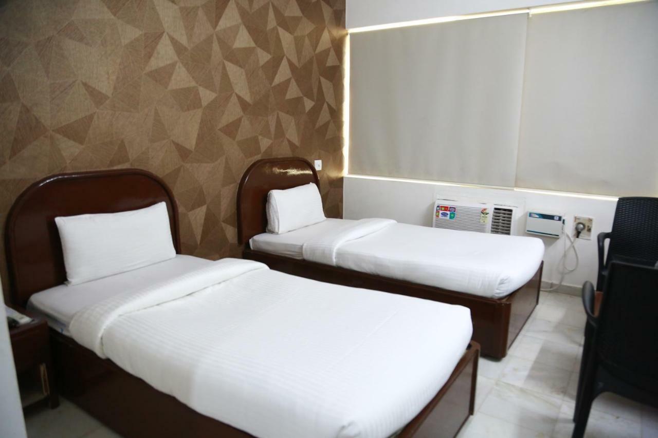 Hotel Shridevi Park Ченнаи Экстерьер фото