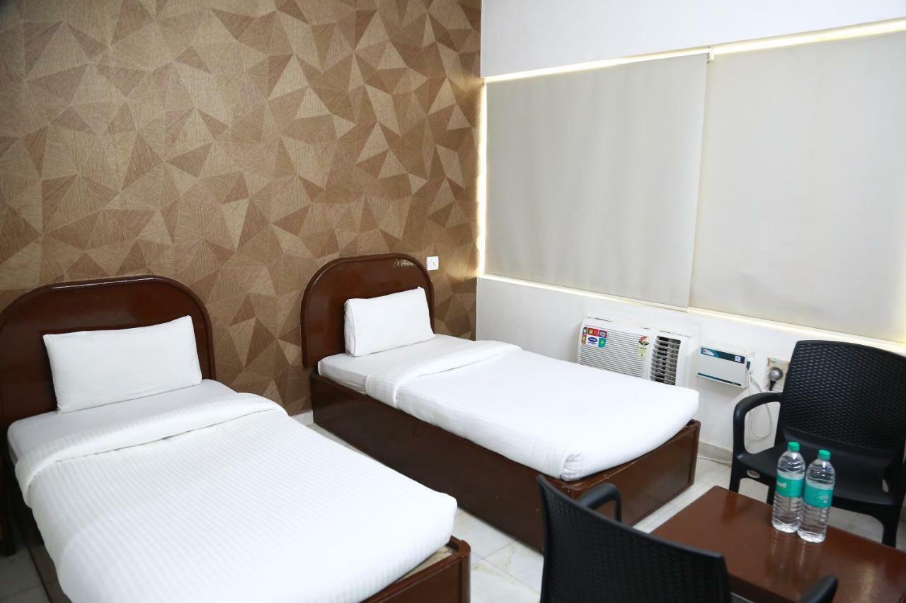 Hotel Shridevi Park Ченнаи Экстерьер фото